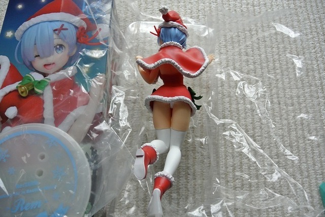 リゼロ サンタクロース レム 4.jpg